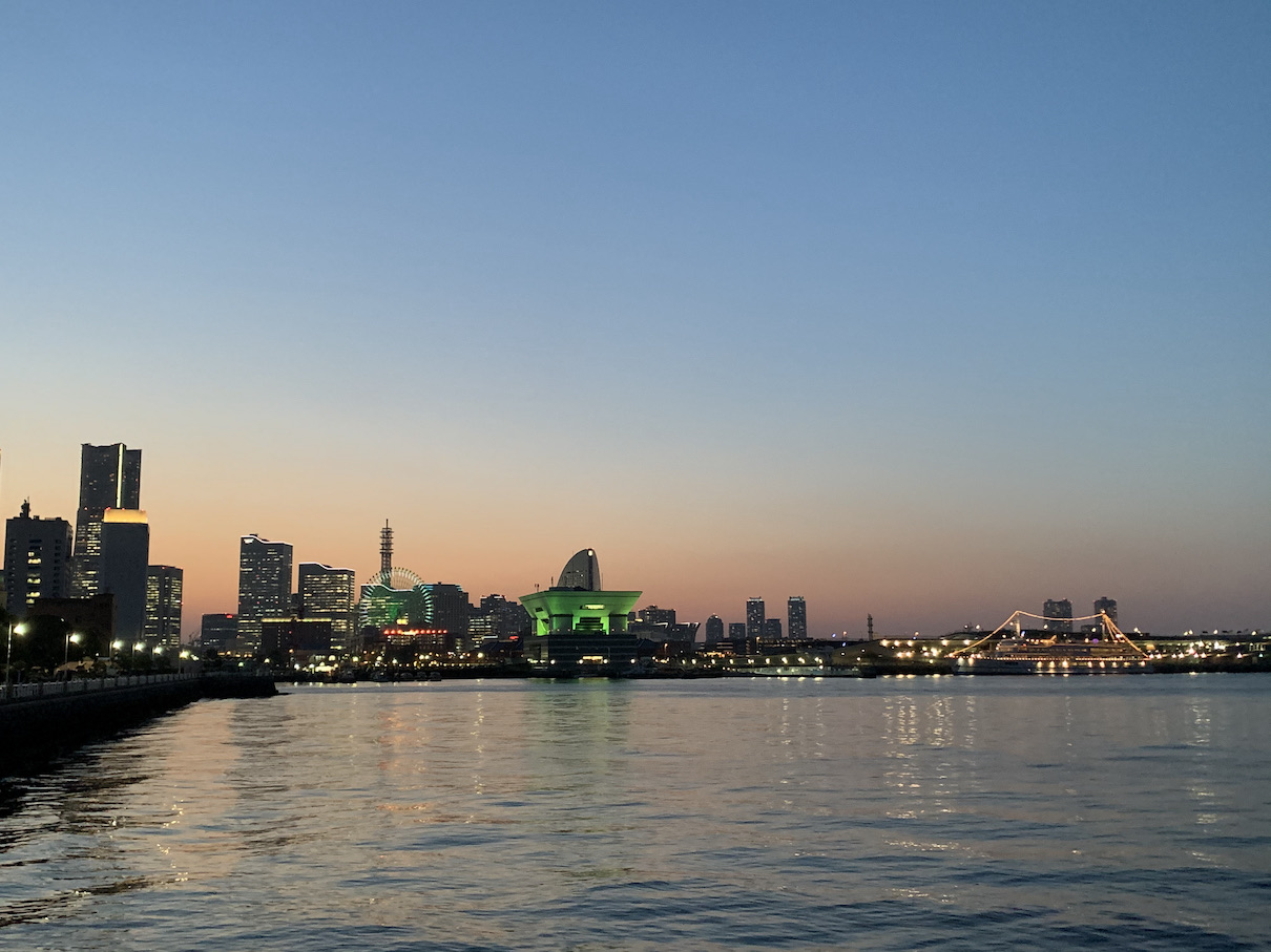 横浜港の黄昏